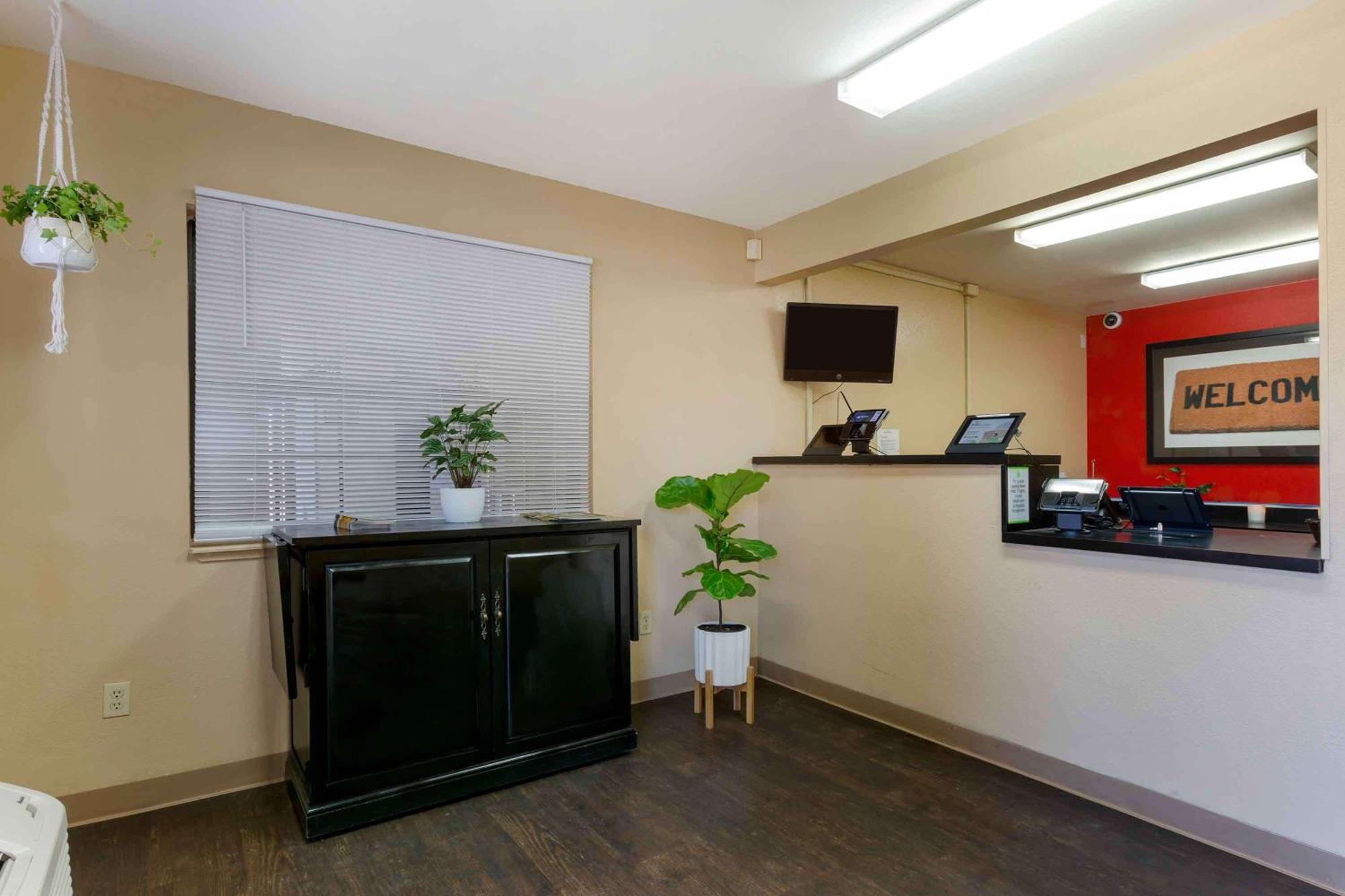 Extended Stay America Select Suites - Phoenix - Scottsdale - North Екстериор снимка